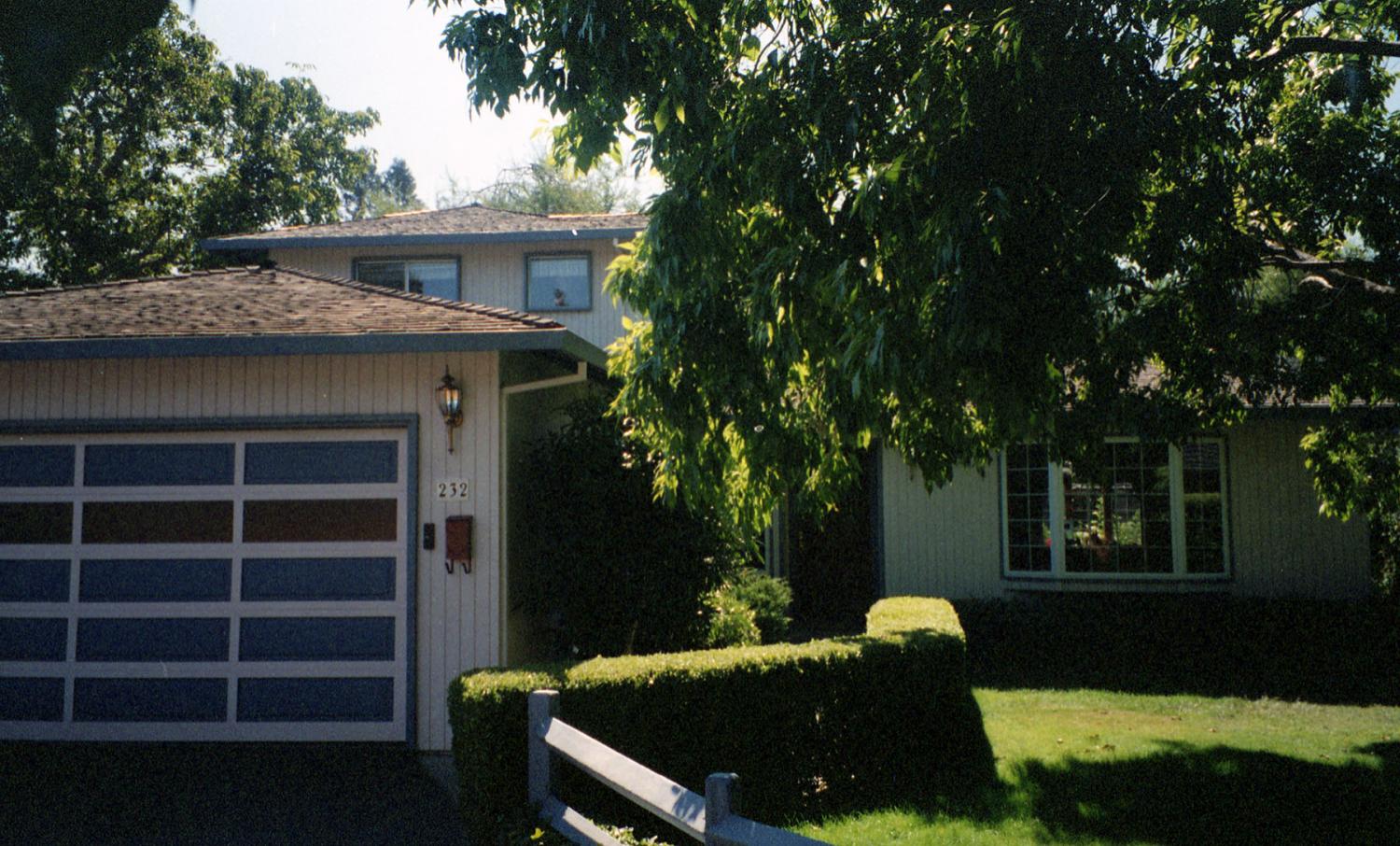 Susan_s Garage — Google_s first home