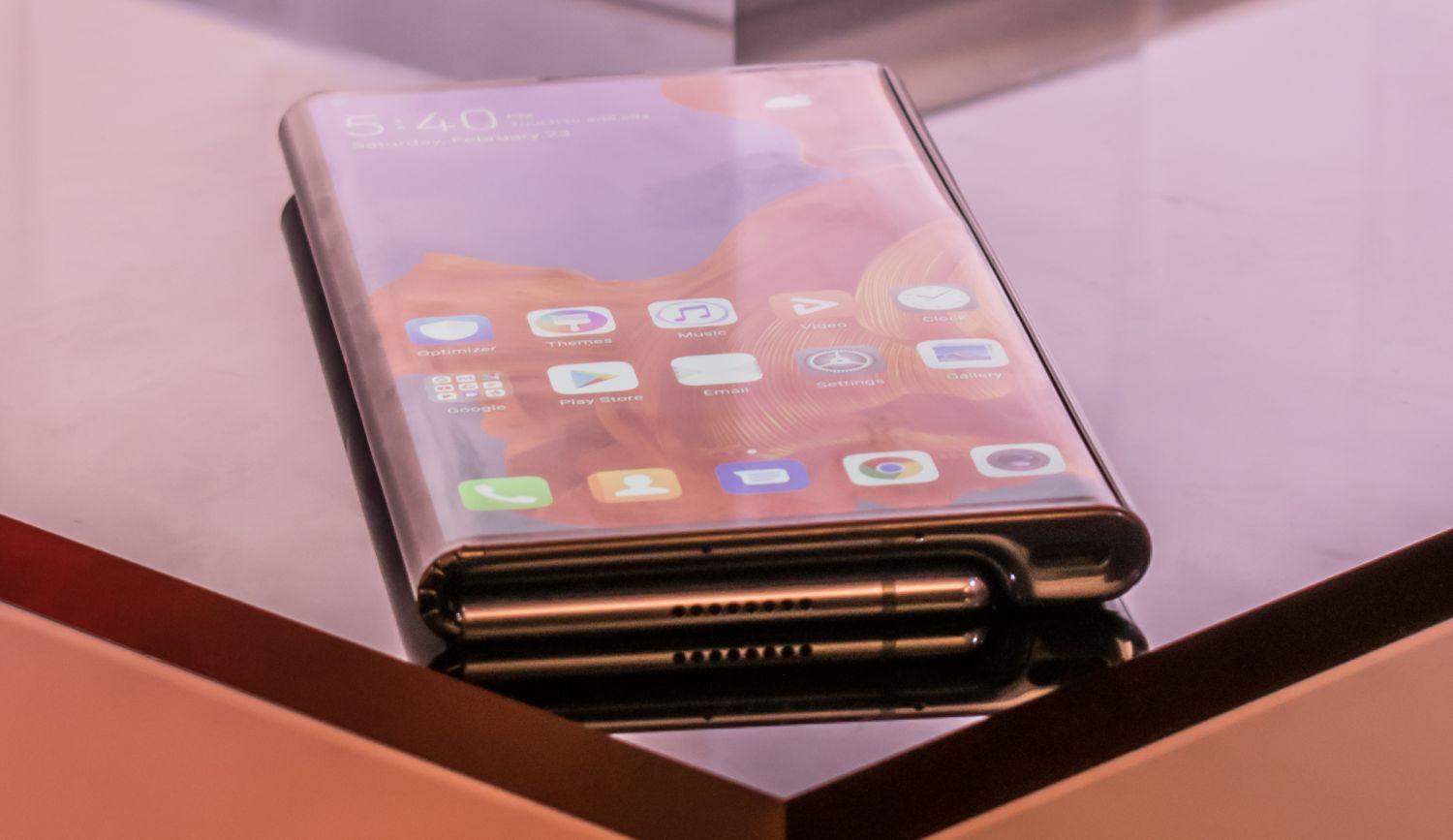 foldable smartphone